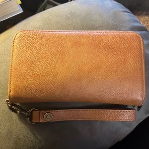 Thirty-one All About The Benjamin’s wallet